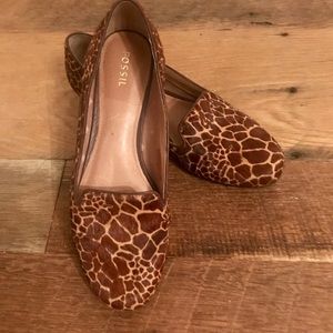 Fossil giraffe print.